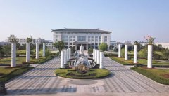 J9集团石材雕镂：方寸之间，匠心独运的艺术传奇