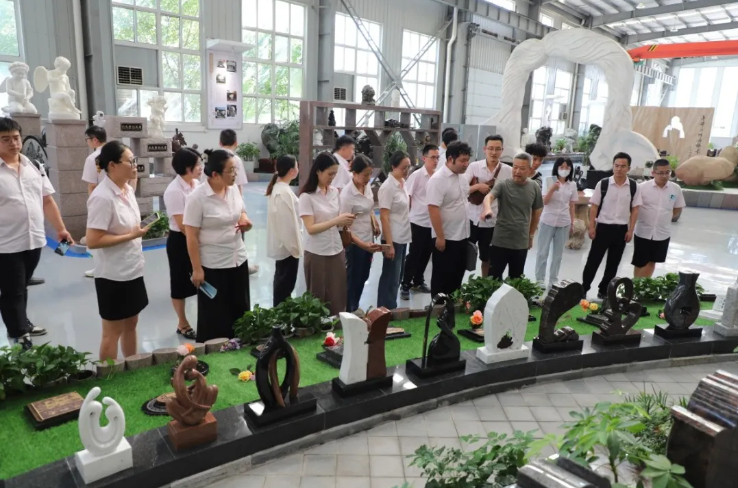 J9集团集团设计营销专题培训：沉塑协同，共筑卓越！