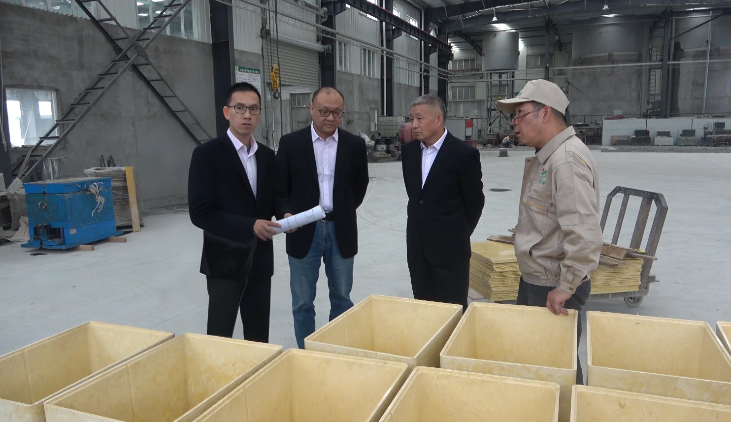 聚焦仿真石；は洌憾辔忍氐阏孟圆芳壑